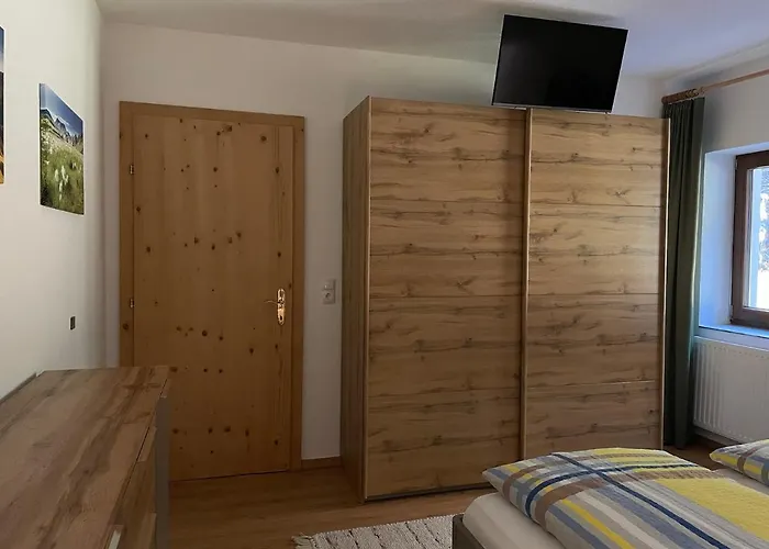 Birkheim 招待所 厄茨